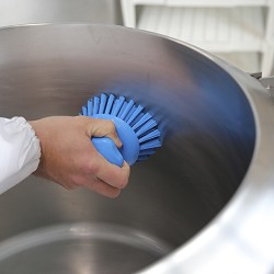 Round Hand Brush I. A. 120 mm.